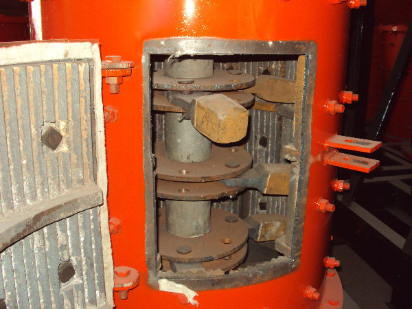 復合式破碎機結構圖(組圖8)